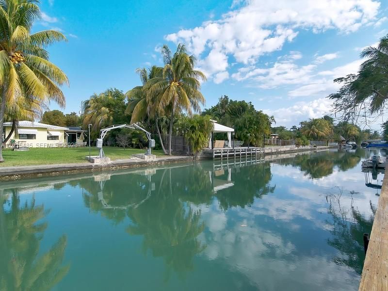 1365 Daytonia Rd, Miami Beach, FL 33141 Photo