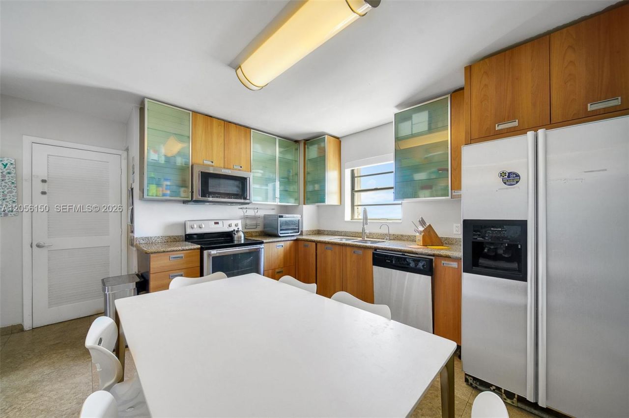 Please Call For Address, Unit 10G, Miami Beach, FL 33140 Photo