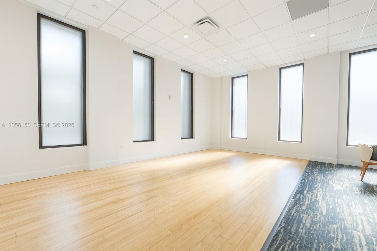 Please Call For Address, Unit 10G, Miami Beach, FL 33140 Photo