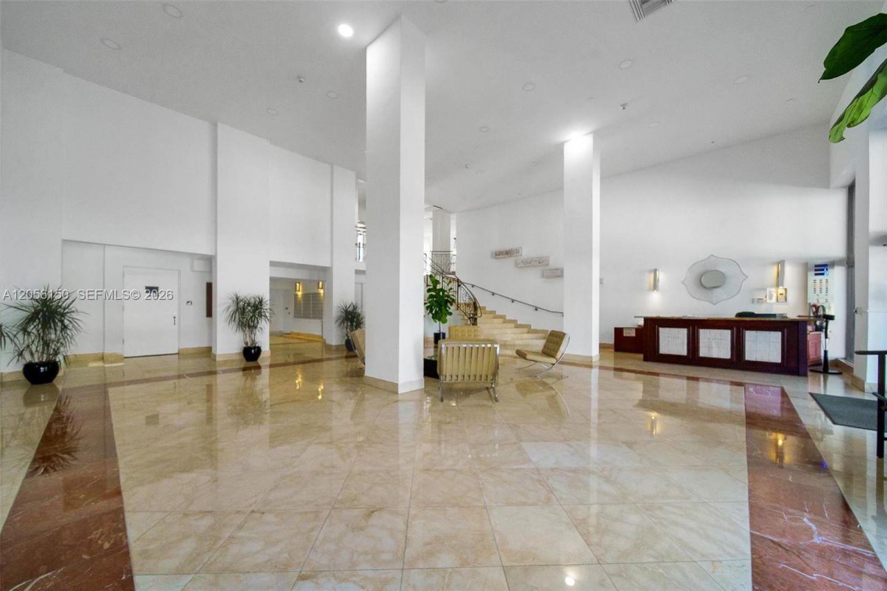 Please Call For Address, Unit 10G, Miami Beach, FL 33140 Photo
