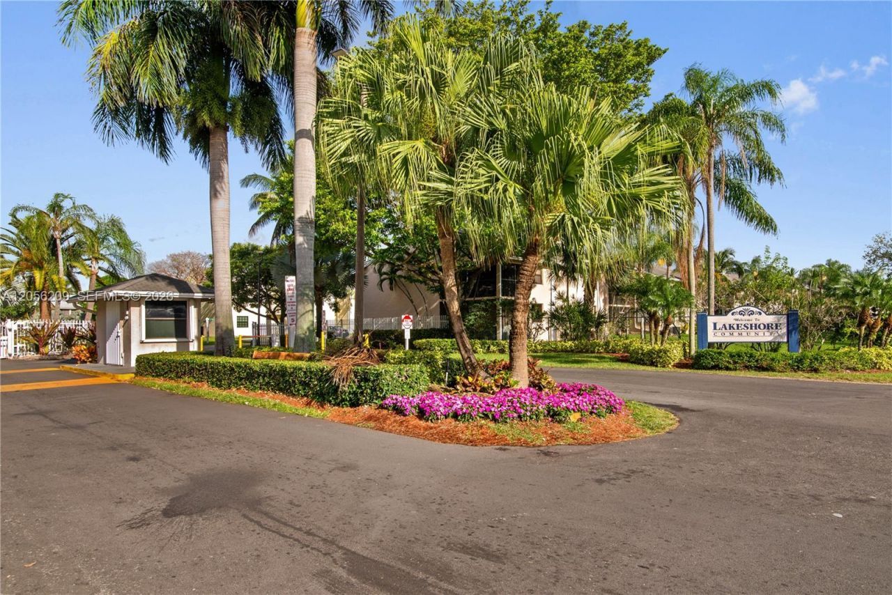 1197 Washington Cir , Unit 1197A, Homestead, FL 33034 Photo