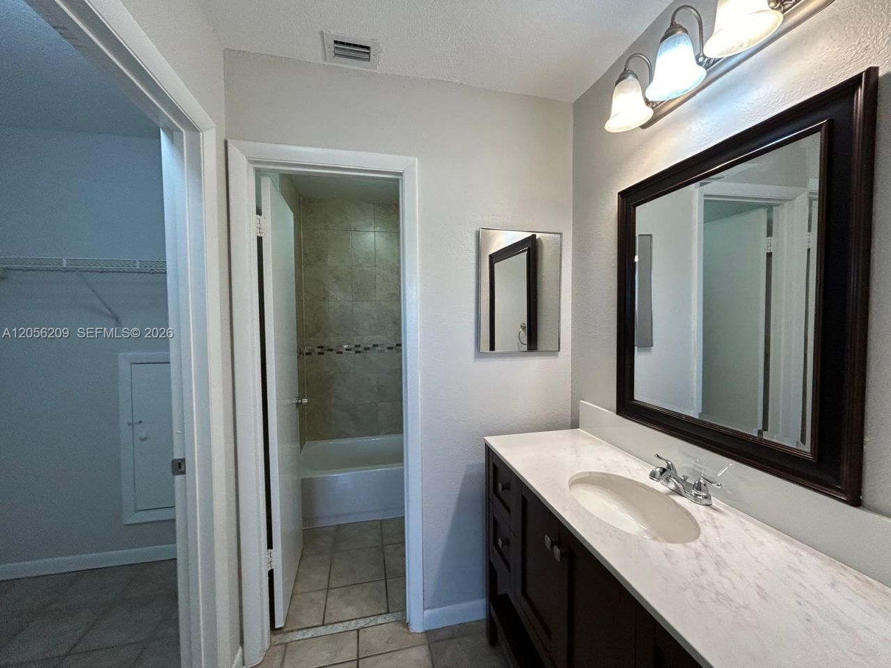 1197 Washington Cir, Unit 1197A, Homestead, FL 33034 Photo