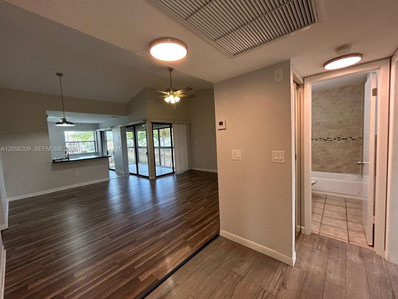 1197 Washington Cir, Unit 1197A, Homestead, FL 33034 Photo