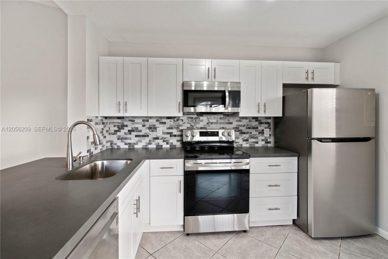 1197 Washington Cir , Unit 1197A, Homestead, FL 33034 Photo