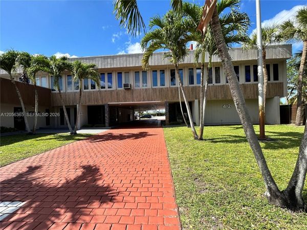 4121 NW 5th St , Plantation, FL 33317