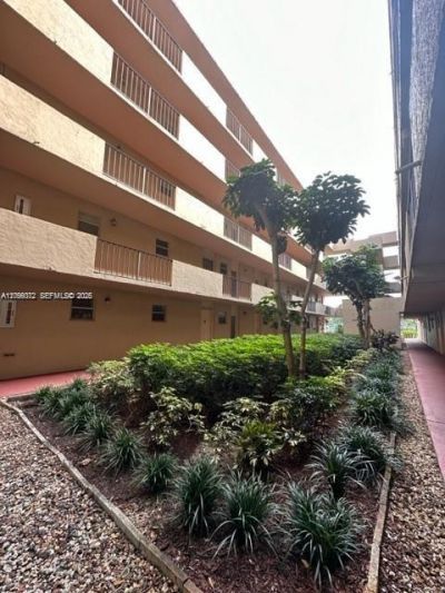 403 NW 68th Ave , Unit 309, Plantation, FL 33317 Photo