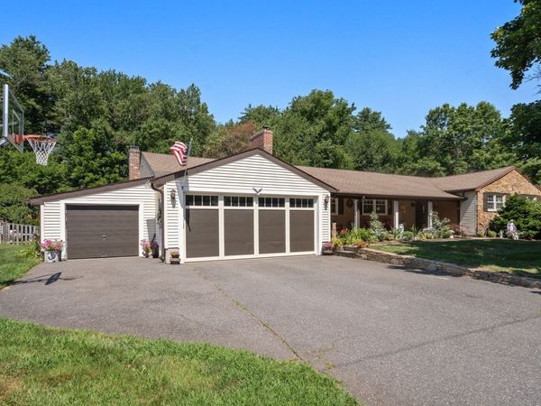 16 Burbank Lane, Lancaster, MA 01523