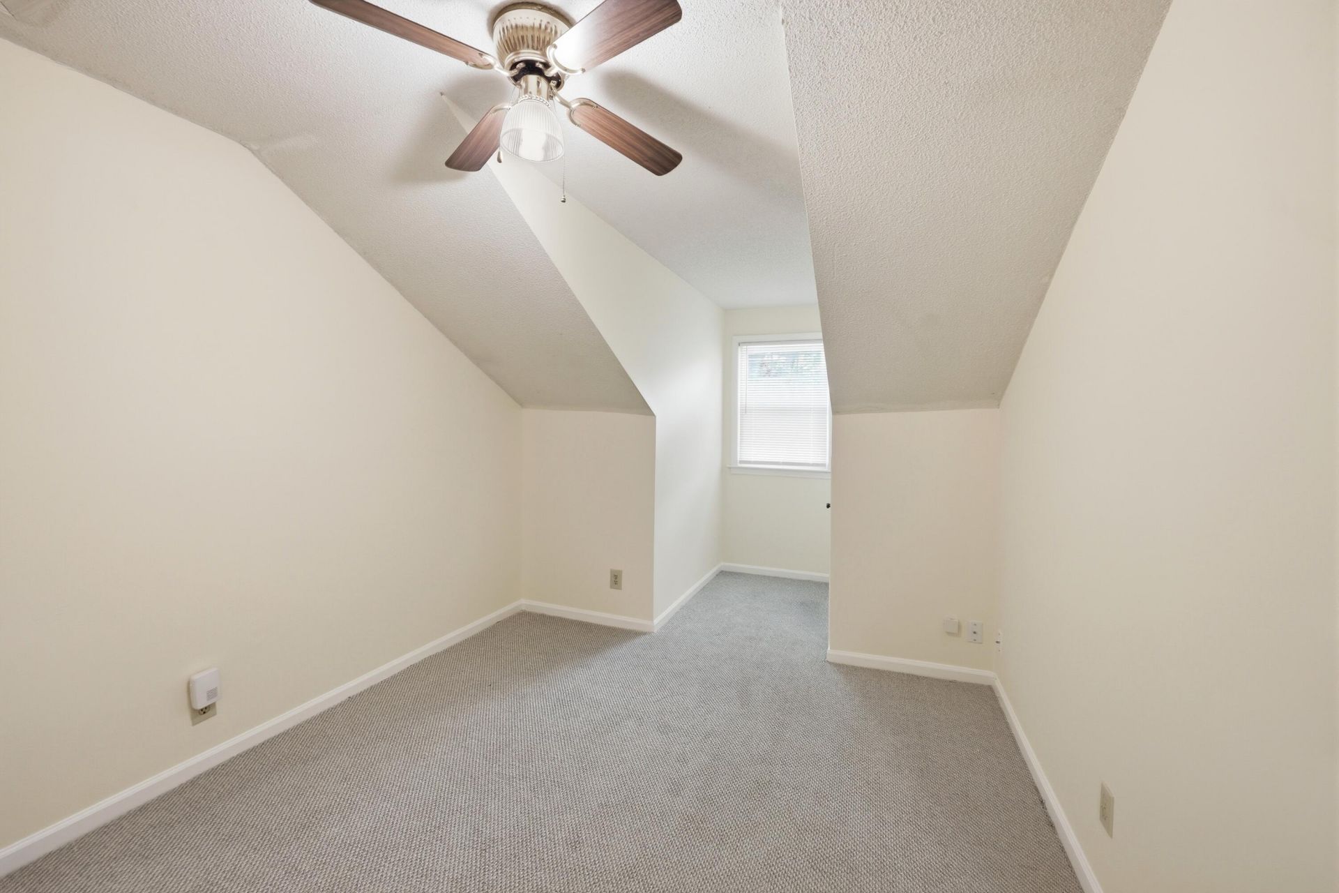 108 Bindon Circle Photo 17