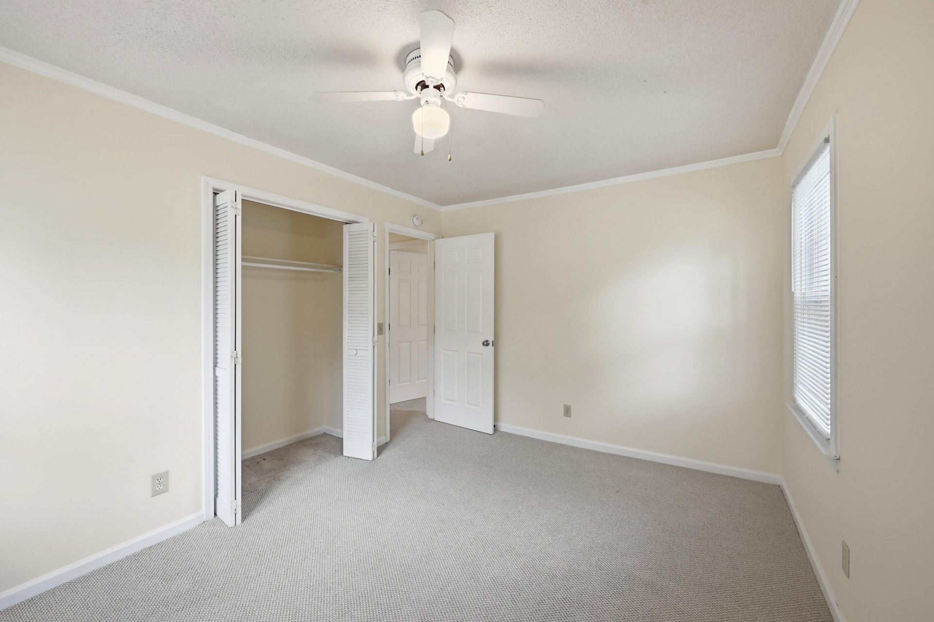 108 Bindon Circle Photo 32