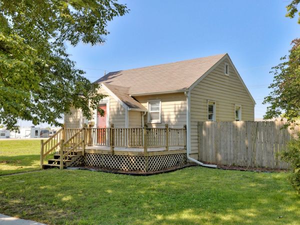 622 SW Walnut Street , Ankeny, IA 50023