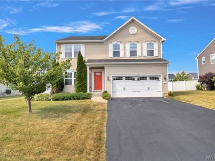38 Middlebury Lane Lancaster, NY 14086