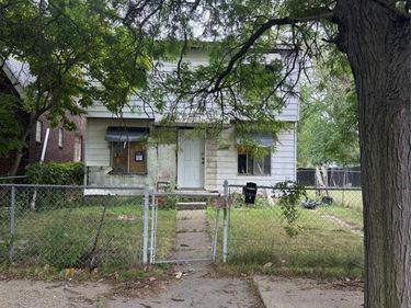 7934 Frontenac Street, Detroit, MI 48211