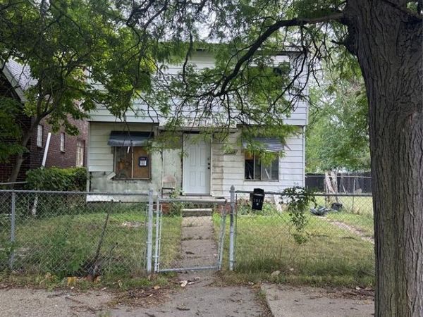 7934 Frontenac Street, Detroit, MI 48211