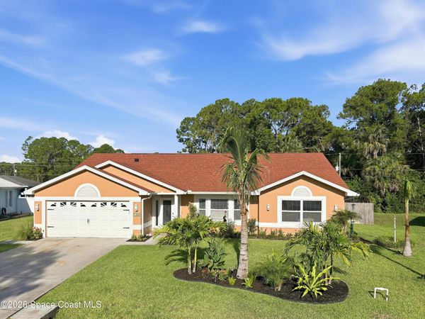 1560 Gisinger Court NW , Palm Bay, FL 32907