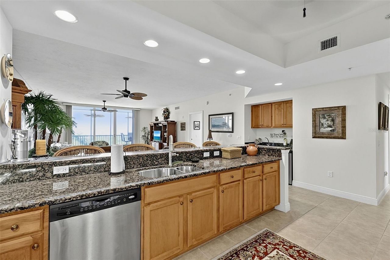 3329 Sunset Key Circle, Unit 204, Punta Gorda, FL 33955 Photo