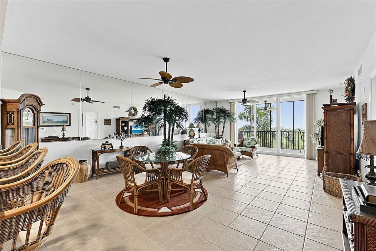 3329 Sunset Key Circle, Unit 204, Punta Gorda, FL 33955 Photo