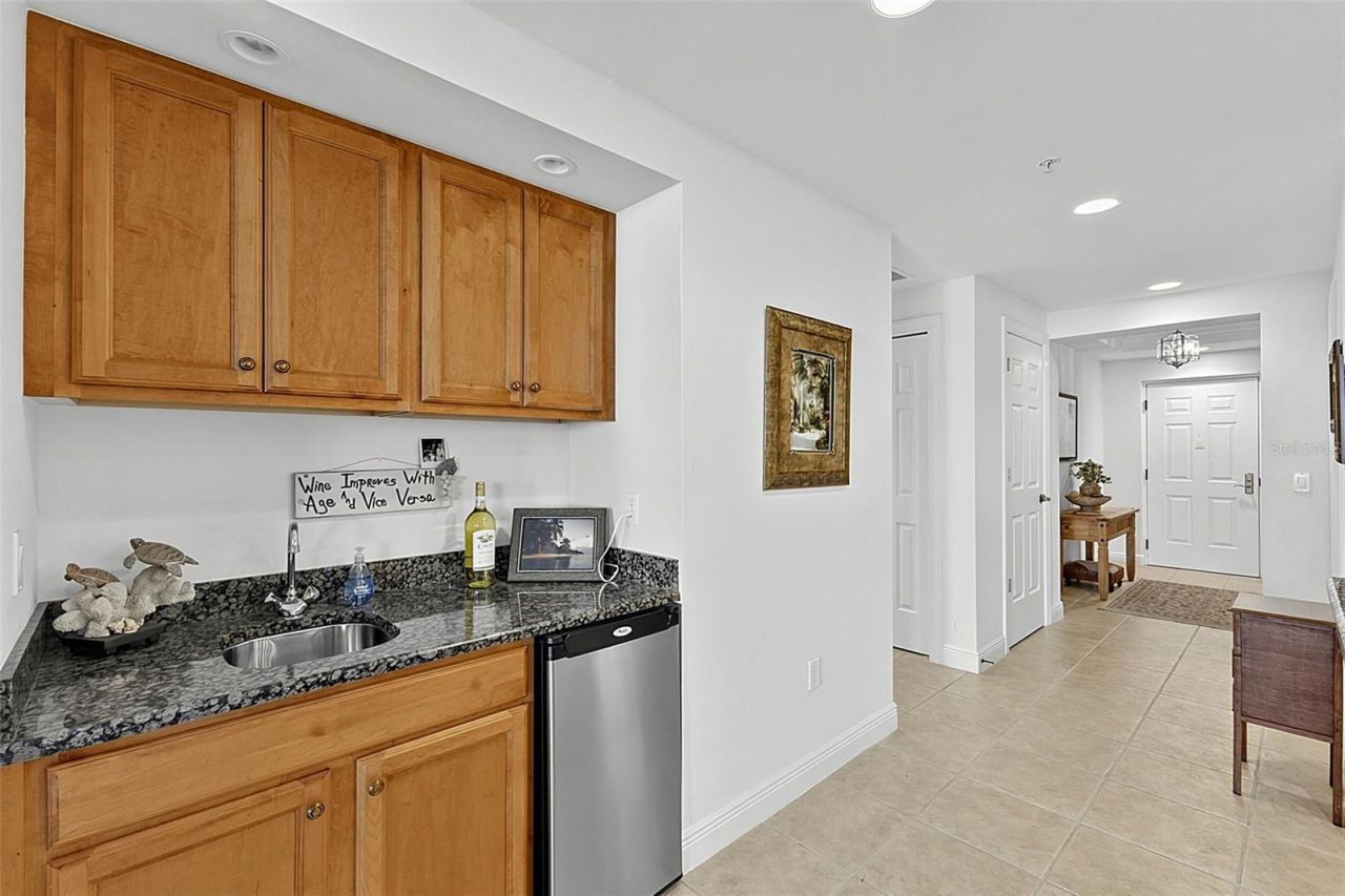 3329 Sunset Key Circle, Unit 204, Punta Gorda, FL 33955 Photo