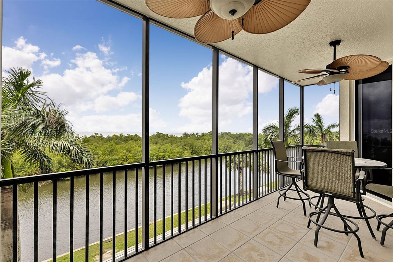 3329 Sunset Key Circle, Unit 204, Punta Gorda, FL 33955 Photo
