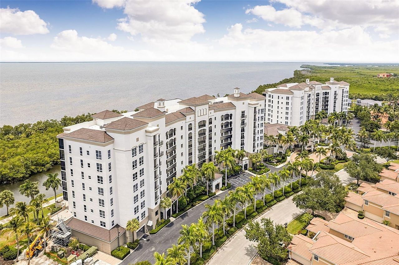 3329 Sunset Key Circle, Unit 204, Punta Gorda, FL 33955 Photo