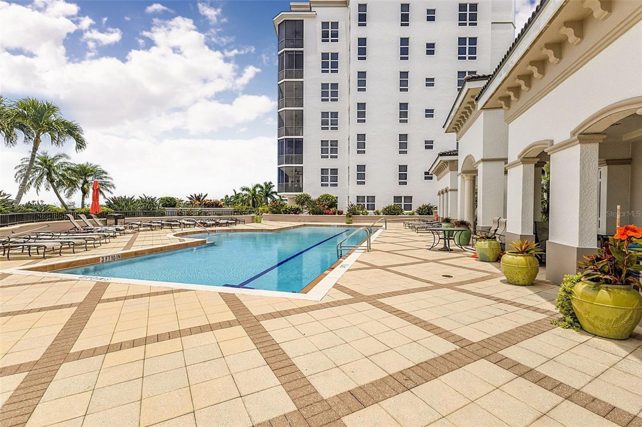 3329 Sunset Key Circle, Unit 204, Punta Gorda, FL 33955 Photo