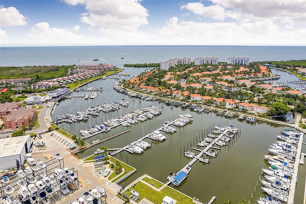 3329 Sunset Key Circle, Unit 204, Punta Gorda, FL 33955 Photo