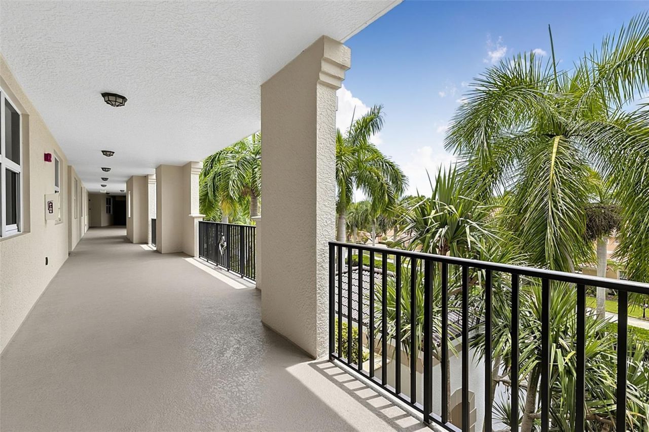 3329 Sunset Key Circle, Unit 204, Punta Gorda, FL 33955 Photo
