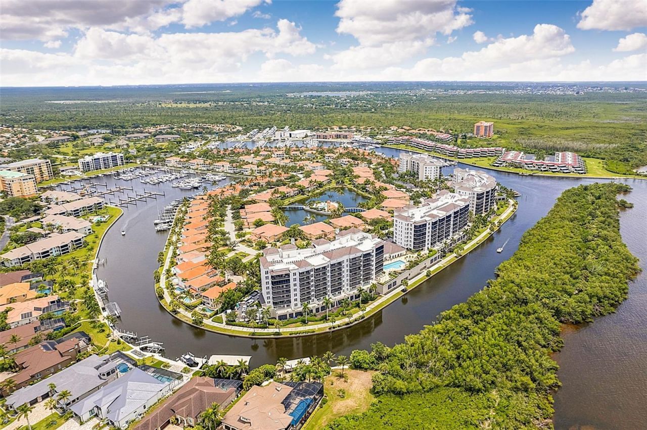 3329 Sunset Key Circle, Unit 204, Punta Gorda, FL 33955 Photo