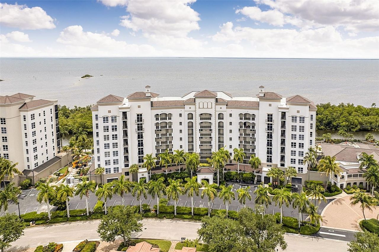 3329 Sunset Key Circle, Unit 204, Punta Gorda, FL 33955 Photo