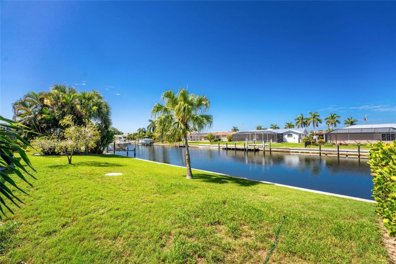 321 Capri Isles Ct, Punta Gorda, FL 33950 Photo