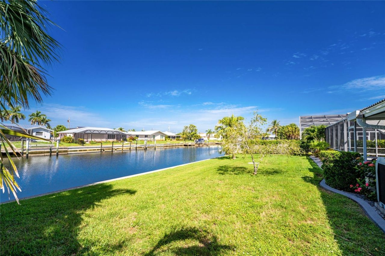 321 Capri Isles Ct, Punta Gorda, FL 33950 Photo