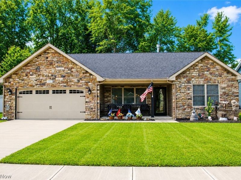 40011 Hope Court, Elyria, OH 44035 Photo 1
