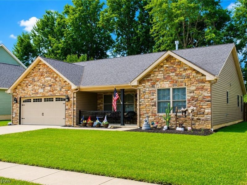 40011 Hope Court, Elyria, OH 44035 Photo 3