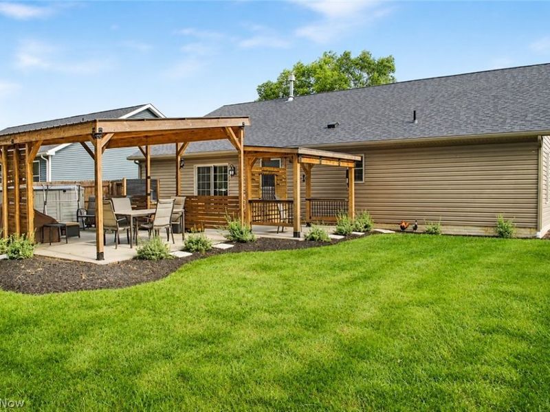 40011 Hope Court, Elyria, OH 44035 Photo 32