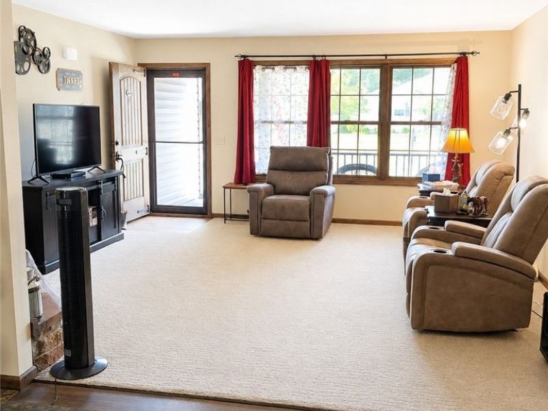 40011 Hope Court, Elyria, OH 44035 Photo 6