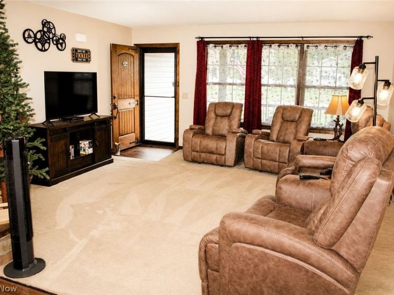 40011 Hope Court , Elyria, OH 44035 Photo 6
