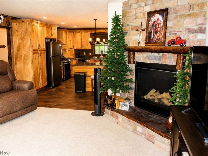 40011 Hope Court , Elyria, OH 44035 Photo 8