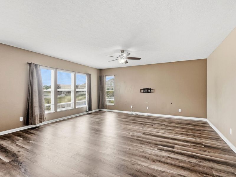 1391 Scotsman Drive, Grove City, OH 43123 Photo 3