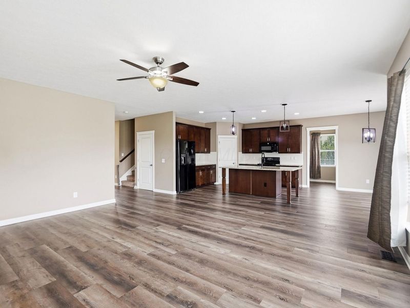 1391 Scotsman Drive, Grove City, OH 43123 Photo 5