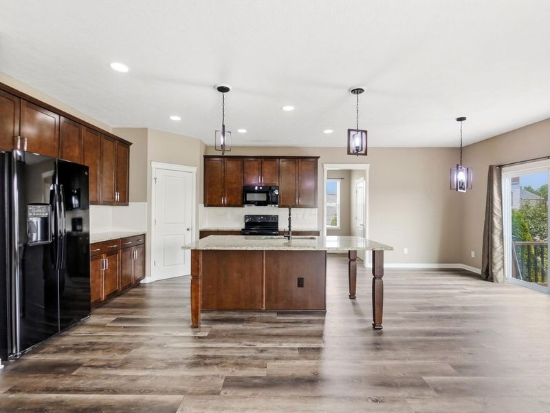 1391 Scotsman Drive, Grove City, OH 43123 Photo 8