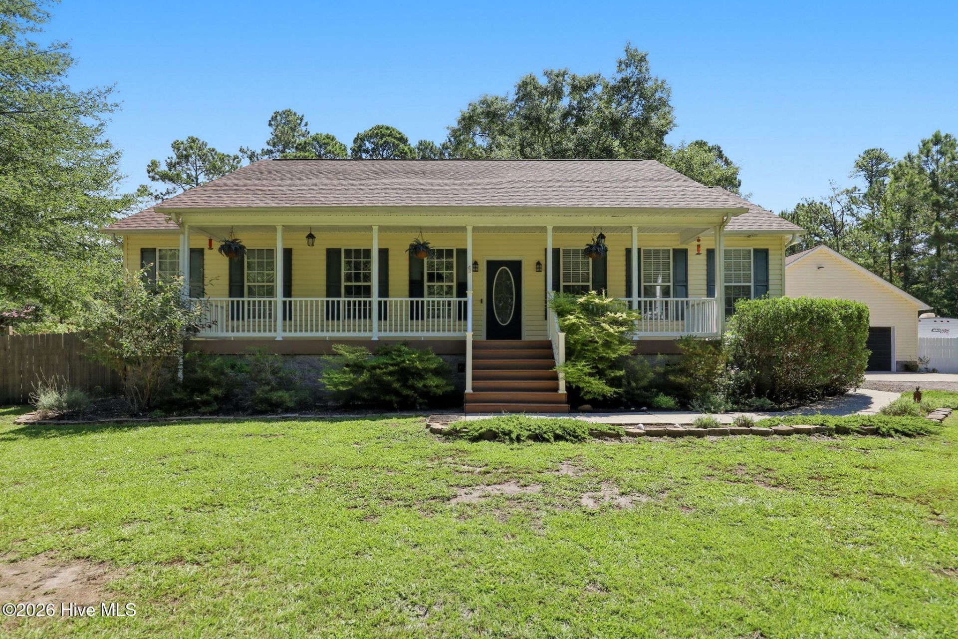 160 Lee Rogers Road, Hubert, NC 28539 Main Photo