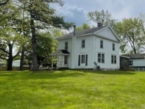8 Bristol Ridge Road , Bristol, IL 60512