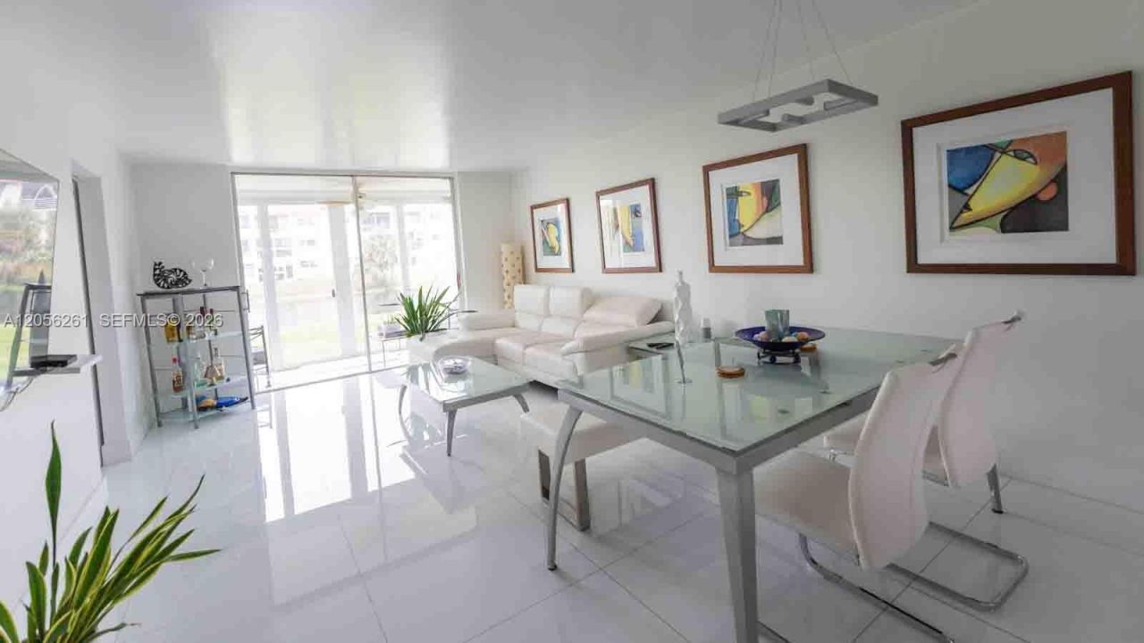 2931 E Sunrise Lakes Dr , Unit 109, Sunrise, FL 33322 Photo
