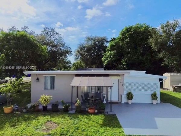 6137 Garfield St , Hollywood, FL 33024