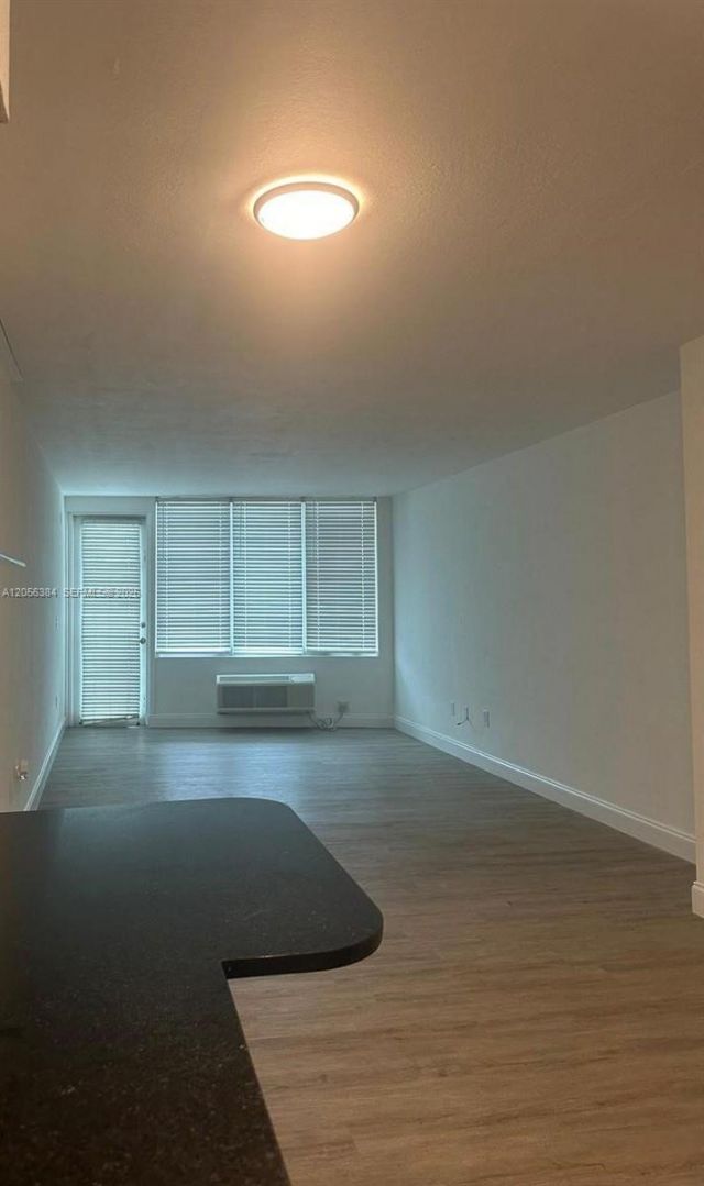 300 74th St , Unit 17, Miami Beach, FL 33141 Photo
