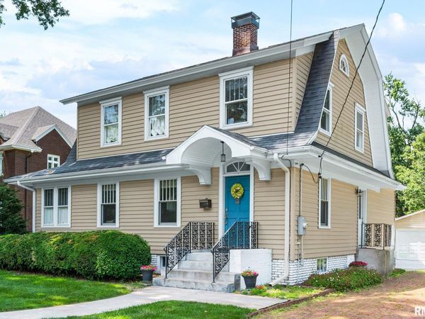 1652 N CHERRY Street, Galesburg, IL 61401