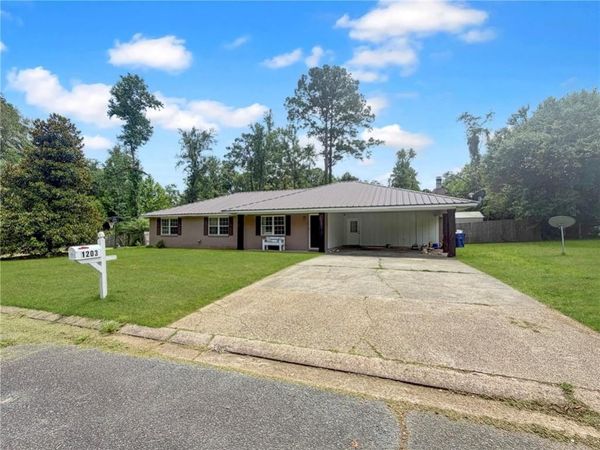 1203 RICE Street, DeRidder, LA 70634