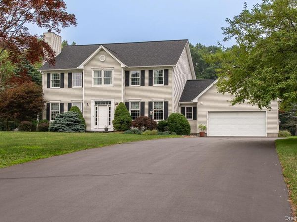 100 Rockledge Drive , Pleasant Valley, NY 12569