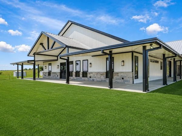385 Private Road 1733, Stephenville, TX 76401