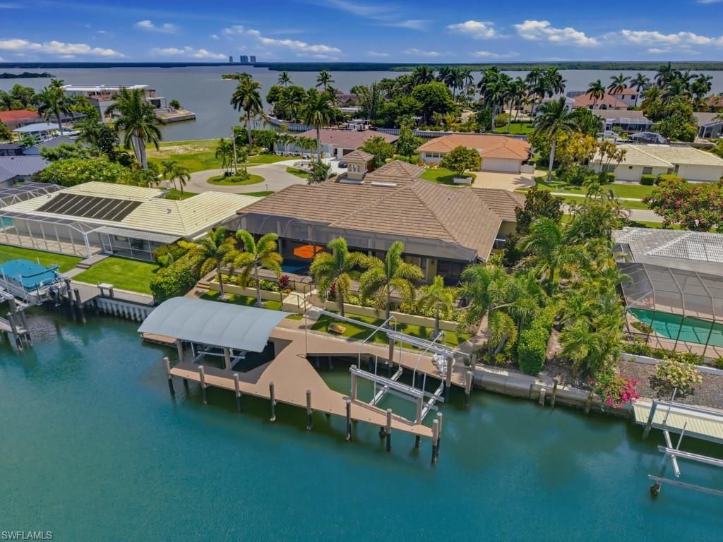 350 Meadowlark Ct, Marco Island, FL 34145 Photo