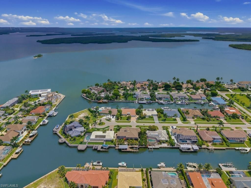 350 Meadowlark Ct, Marco Island, FL 34145 Photo
